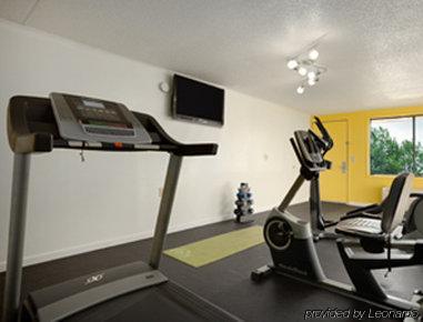 Days Inn By Wyndham Dover Downtown Bagian luar foto